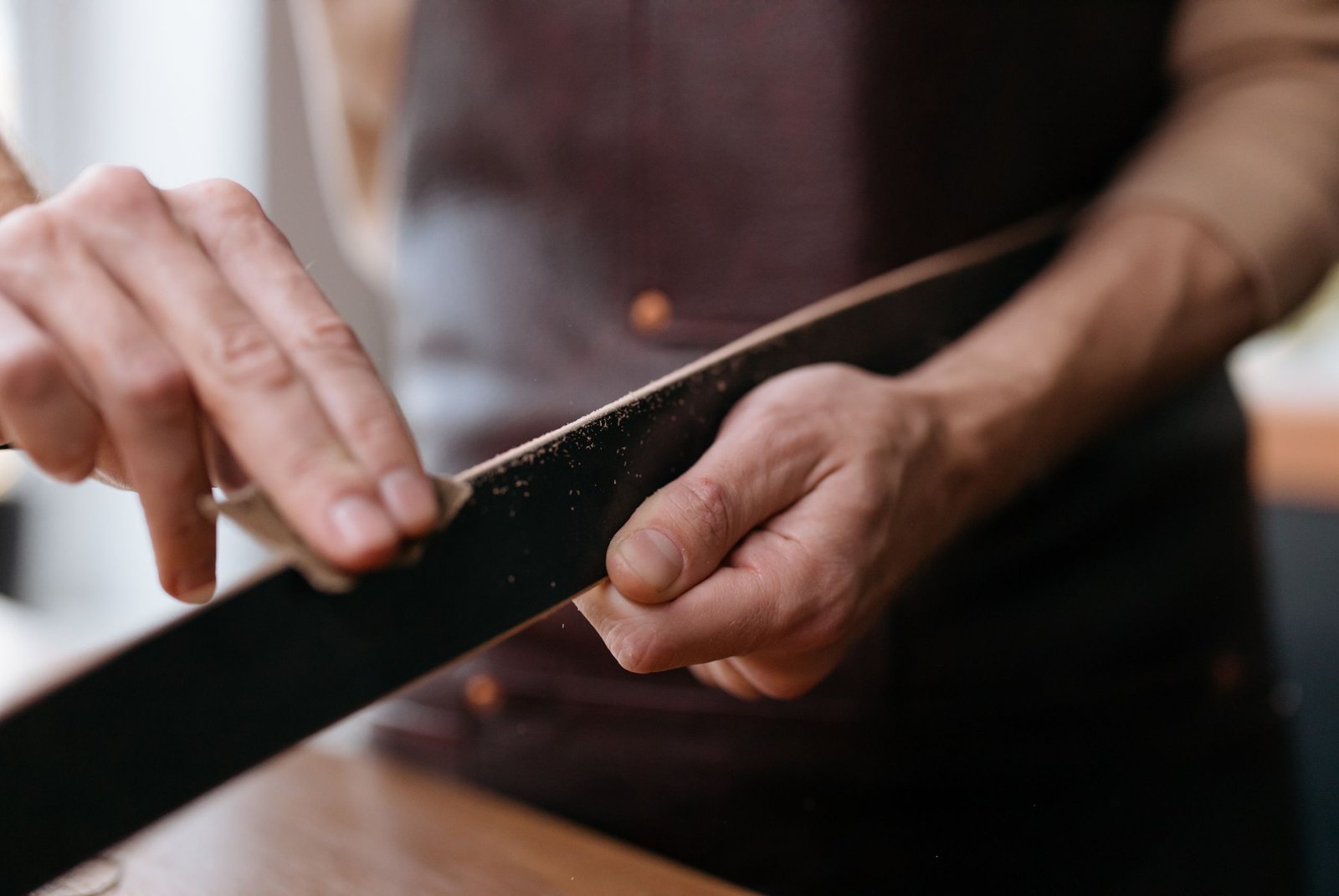 Enlever de la peinture sur du bois sans abîmer meubles